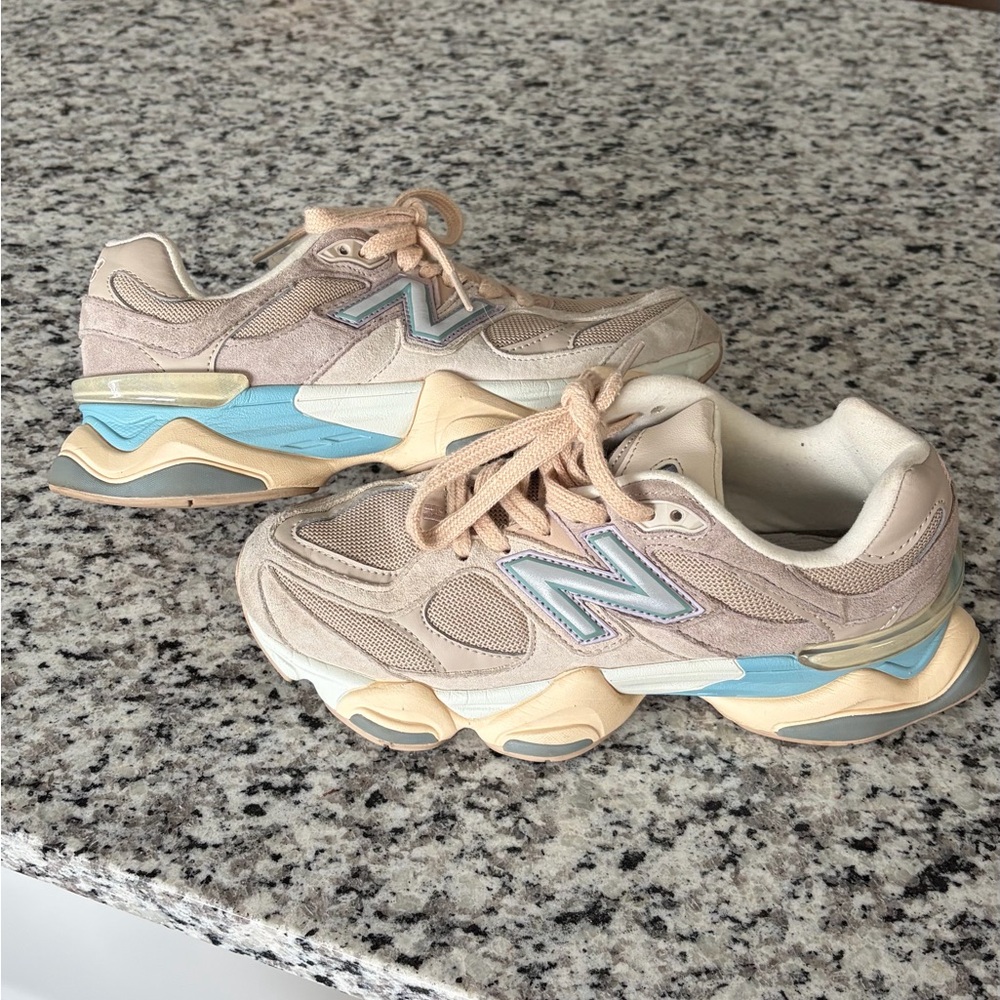 New Balance 9060